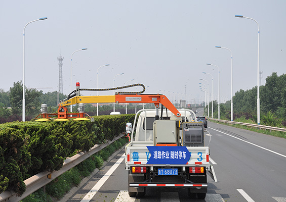 綠籬修剪機(jī)作業(yè)前至關(guān)重要的幾點(diǎn)